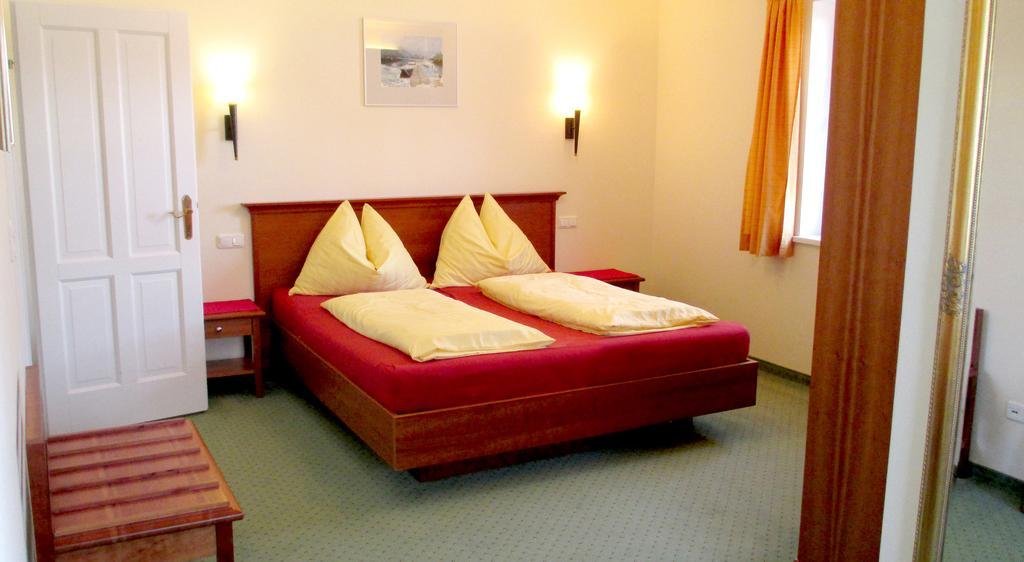 Landhaus Leitner Am Wolfgangsee ซังคท์กิลเกอ ห้อง รูปภาพ